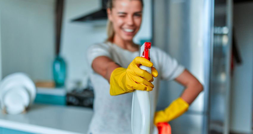 Deep house cleaning services